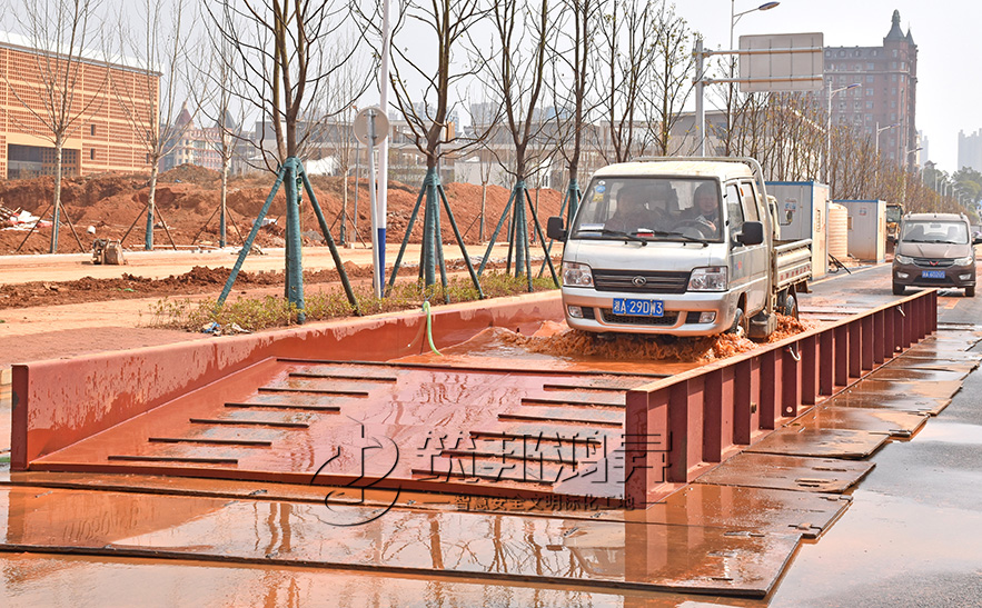 免基礎移動洗車槽工地現(xiàn)場圖